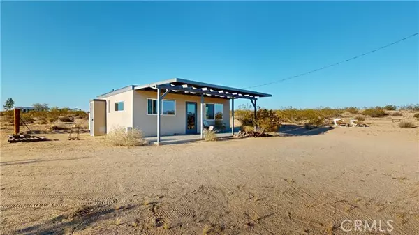 Joshua Tree, CA 92252,63760 Daisy Road