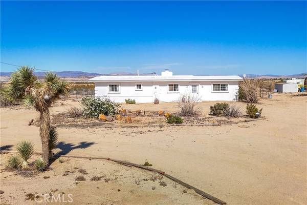 3025 Bluegrass Avenue, 29 Palms, CA 92277