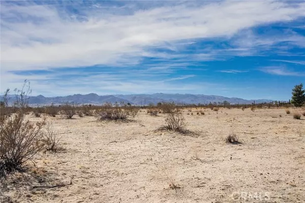 Joshua Tree, CA 92252,64475 Sun Mesa Road