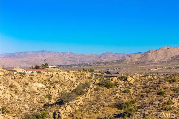 Yucca Valley, CA 92284,596 Buena Suerte Road