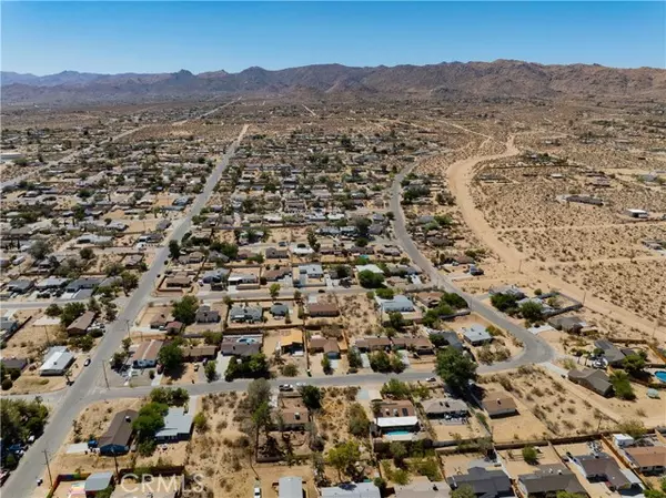 Joshua Tree, CA 92252,61512 Capilla Drive