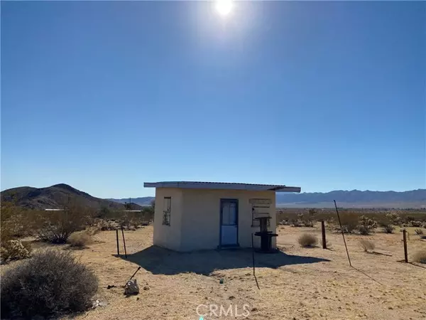 Joshua Tree, CA 92252,62823 Appain Way