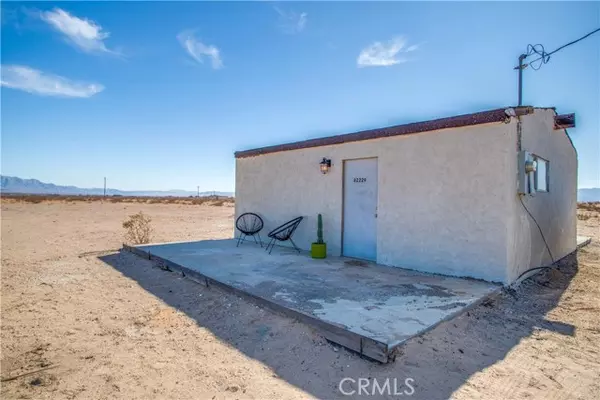 29 Palms, CA 92277,82229 Raven Roost Road