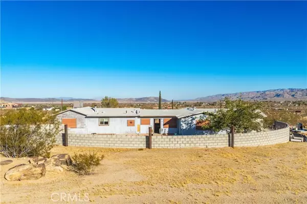 Joshua Tree, CA 92252,5177 Avenida Del Sol