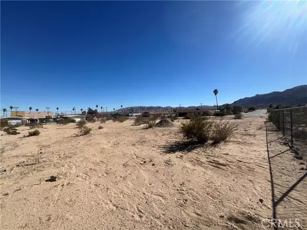 29 Palms, CA 92277,73624 Buena Vista Drive