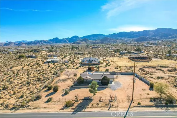 Joshua Tree, CA 92252,61415 Alta Loma Drive