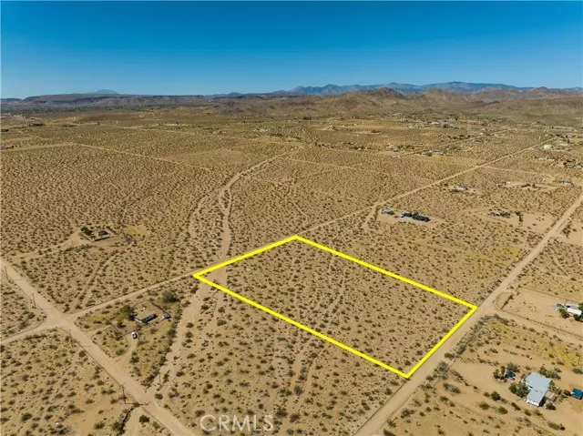 56300 Encantado Road, Landers, CA 92285