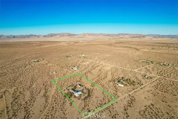 29 Palms, CA 92277,69526 Gemini Road