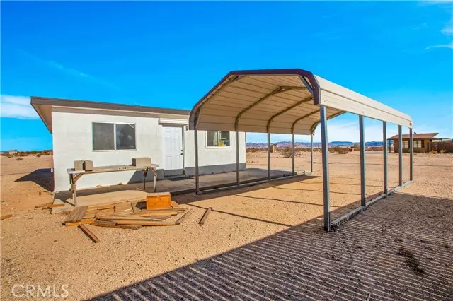 29 Palms, CA 92277,69054 Pole Line Road