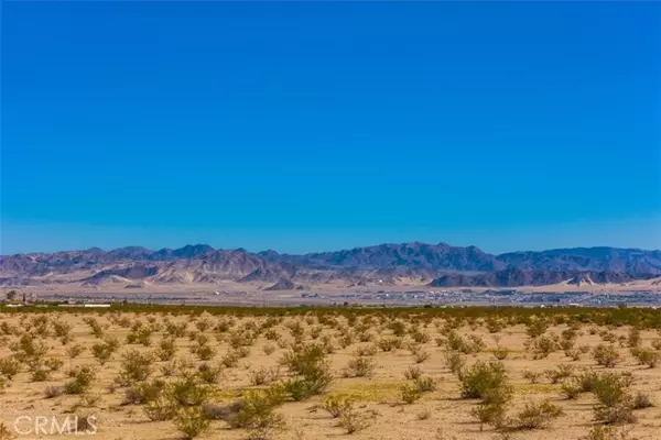 29 Palms, CA 92277,70147 Cove View Road