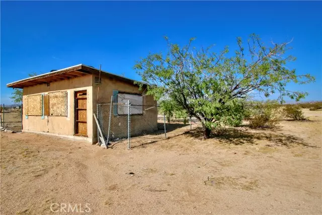 62107 Moon Drive, Joshua Tree, CA 92252