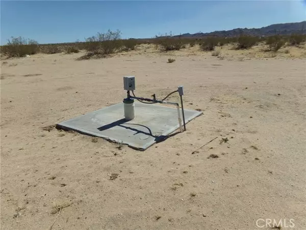 Johnson Valley, CA 92285,51820 Hacienda Road