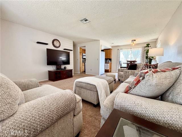 Joshua Tree, CA 92252,61947 Petunia Drive