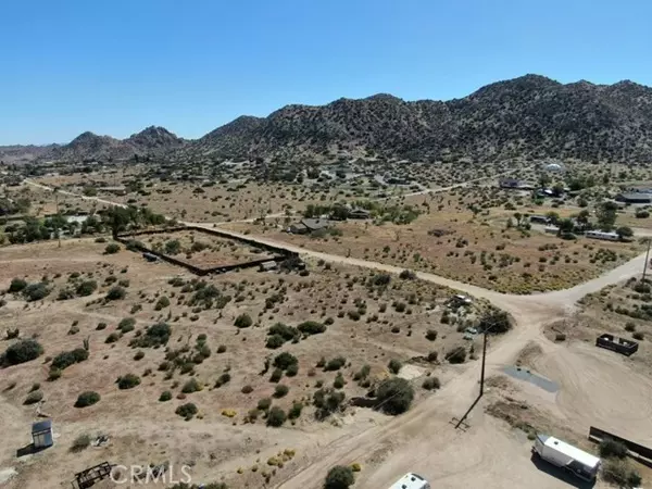 Pioneertown, CA 92268,0 Annie Oakley