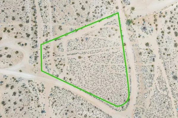 Joshua Tree, CA 92252,60926 Campanula Street
