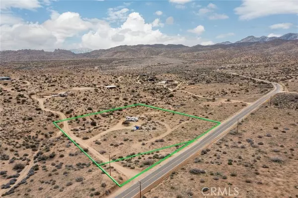 Pioneertown, CA 92268,4444 Sagebrush