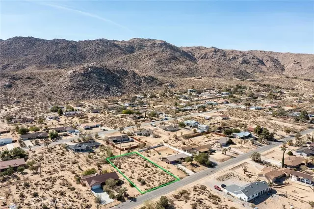 4444 Navajo Trail, Joshua Tree, CA 92252