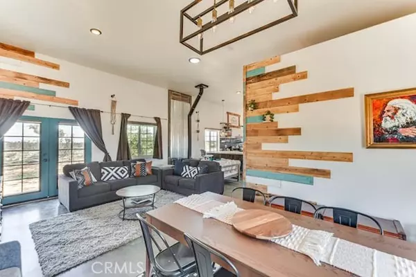 58725 Botkin Road, Landers, CA 92285