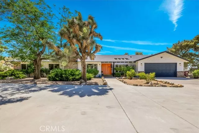 Yucca Valley, CA 92284,9124 Joshua Lane