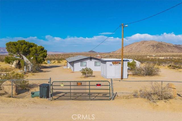 Landers, CA 92285,4773 Shawnee Trail