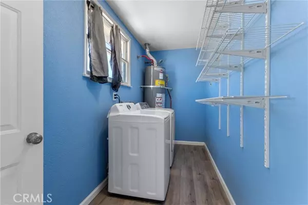 Palmdale, CA 93550,221 East Avenue P1