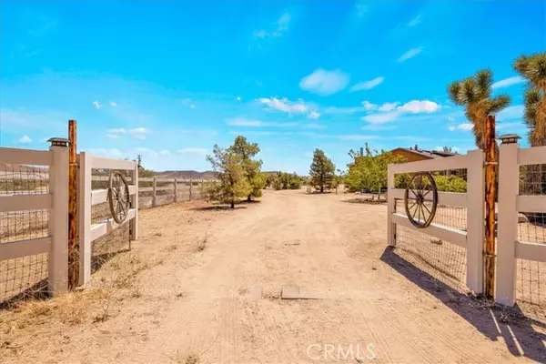 Pioneertown, CA 92268,5175 Tom Mix Road