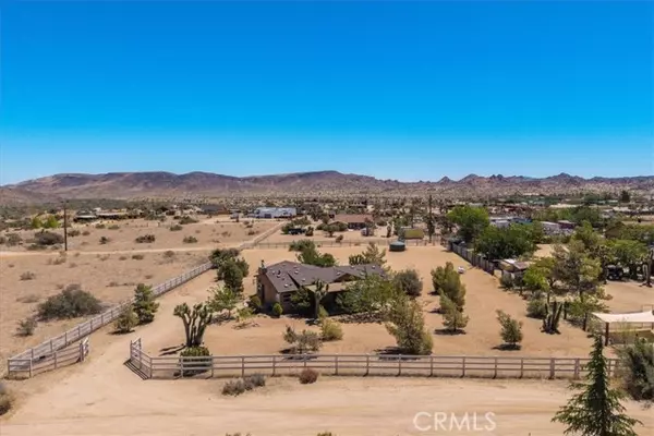 Pioneertown, CA 92268,5175 Tom Mix Road