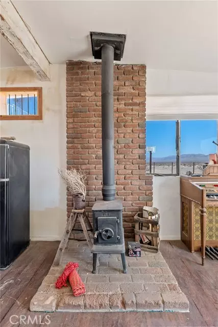 29 Palms, CA 92277,83478 Helen Street