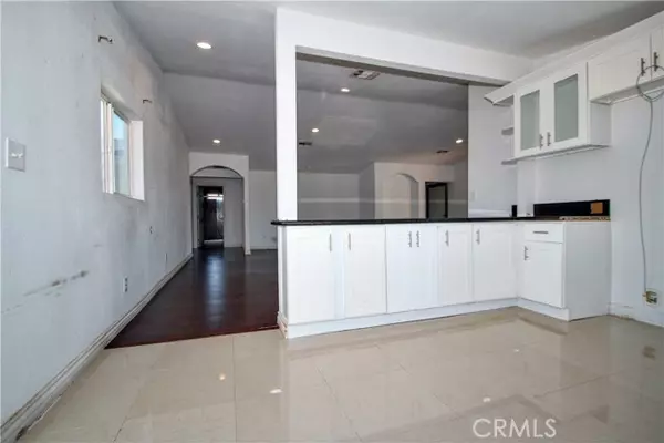 29 Palms, CA 92277,72712 Granite Avenue