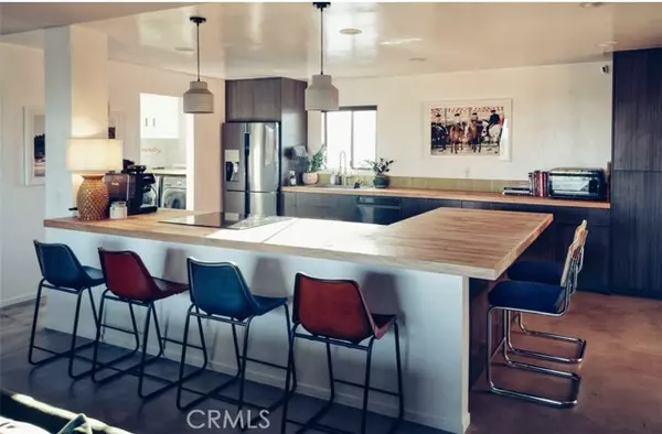 Landers, CA 92285,1212 Acoma Trail