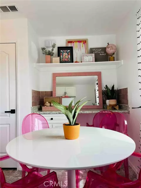 Landers, CA 92285,2884 Fortuna