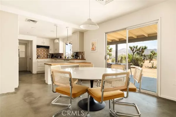 Yucca Valley, CA 92284,9163 Joshua Lane