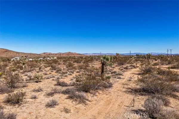 Yucca Valley, CA 92284,123 Sunny Sands
