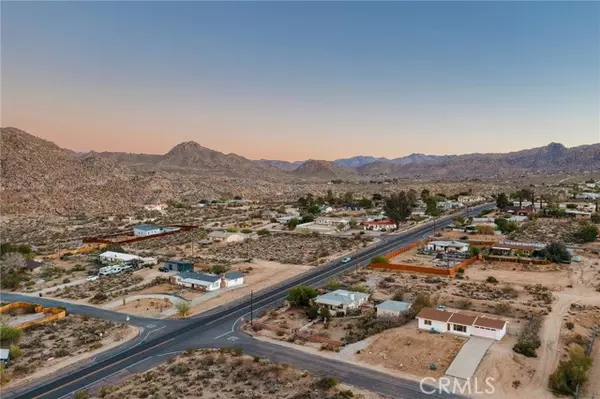 Joshua Tree, CA 92277,61773 Crest Circle Dr