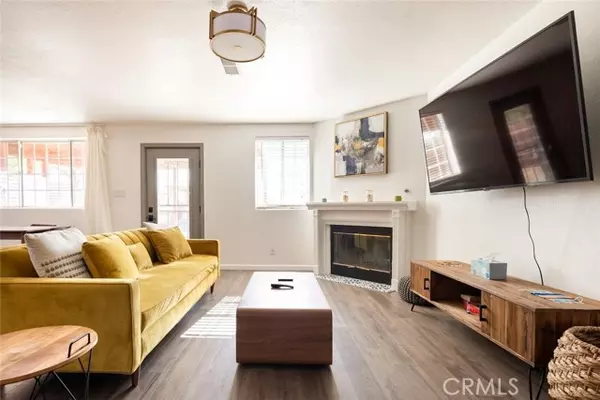 Joshua Tree, CA 92252,6360 El Reposo Street