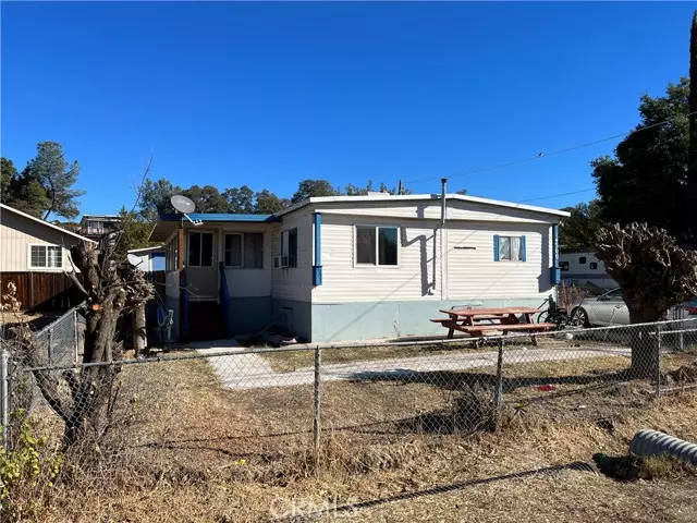 14300 Robinson Avenue, Clearlake, CA 95422