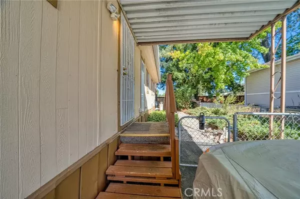 Kelseyville, CA 95451,5935 Live Oak Drive