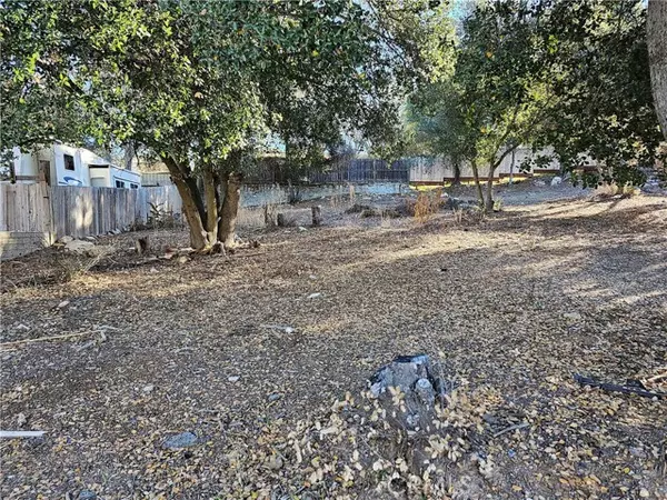 Clearlake, CA 95422,3296 12th Street