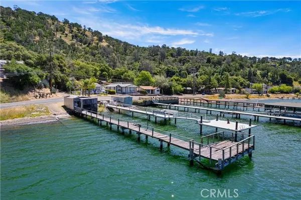 2695 Oakhurst Avenue, Clearlake, CA 95422