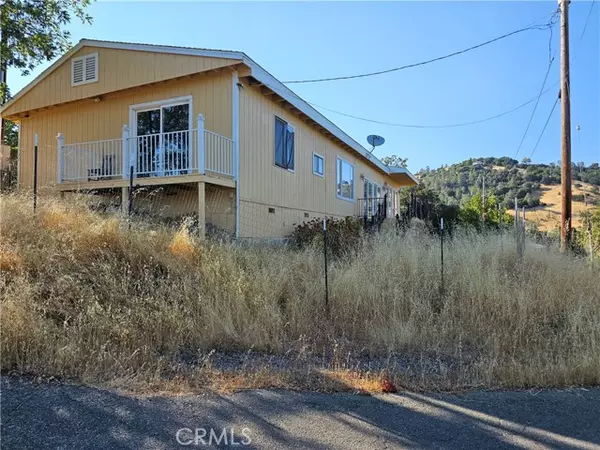 12322 Lakeview Drive, Clearlake Oaks, CA 95423