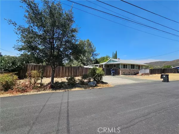 2955 4th Street, Clearlake, CA 95422