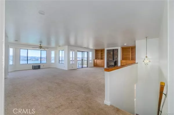 Kelseyville, CA 95451,9102 Bannock Court