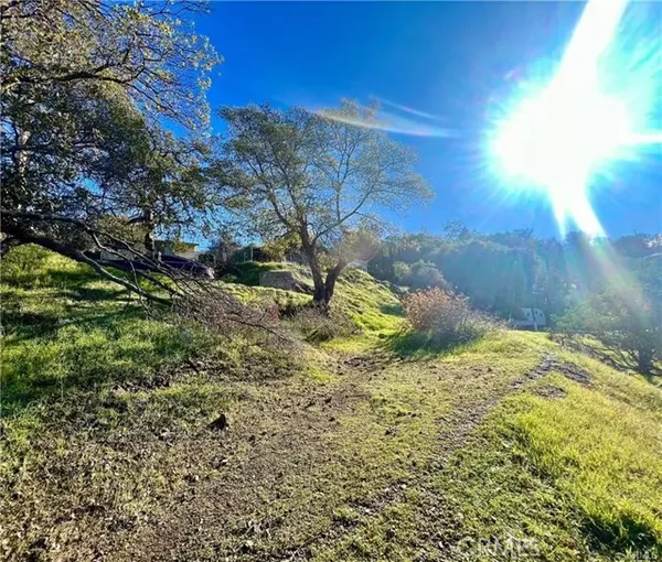 Clearlake, CA 95422,2841 Merced Avenue