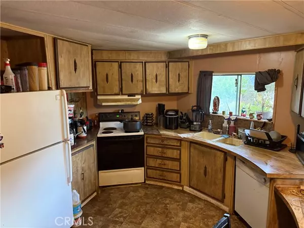 Lower Lake, CA 95457,9532 Bell Avenue