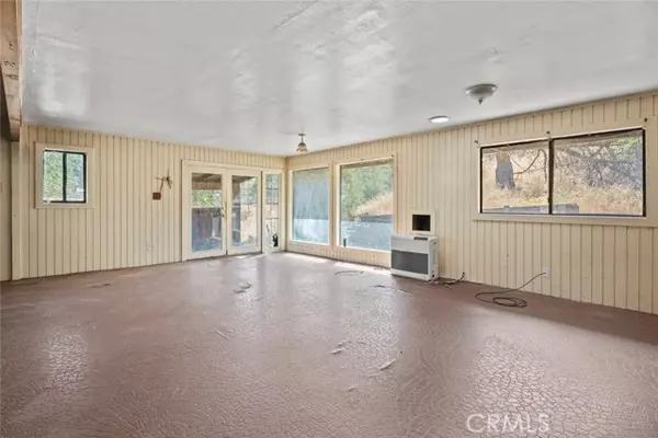 Clearlake Oaks, CA 95423,21674 Meriann Drive