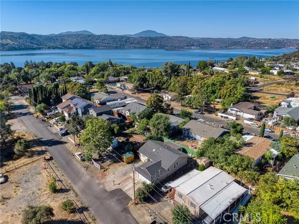 Clearlake, CA 95422,3593 Peony Street