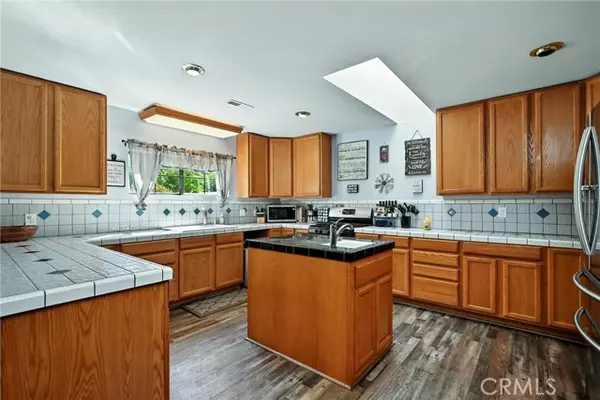 Lucerne, CA 95458,4397 Country Club Drive