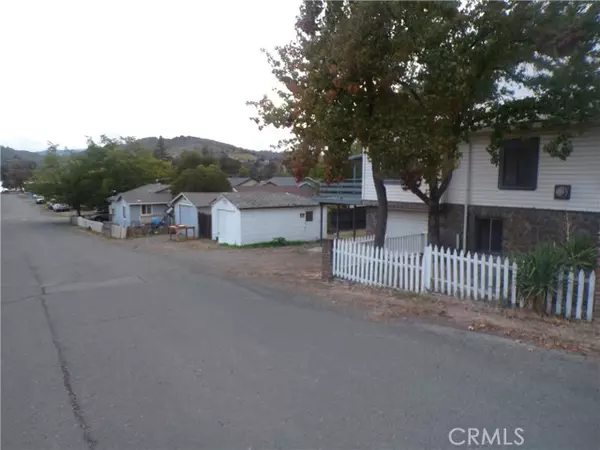 Clearlake, CA 95422,14385 Uhl