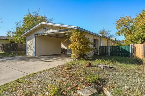 Clearlake Oaks, CA 95423,13953 Apple Lane