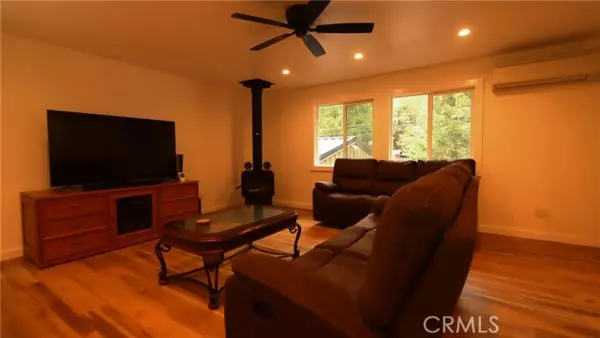 Cobb, CA 95426,15815 Bottle Rock